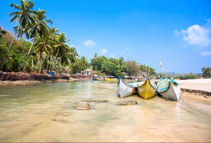 Ronz Vista Da Praia Калангут Экстерьер фото